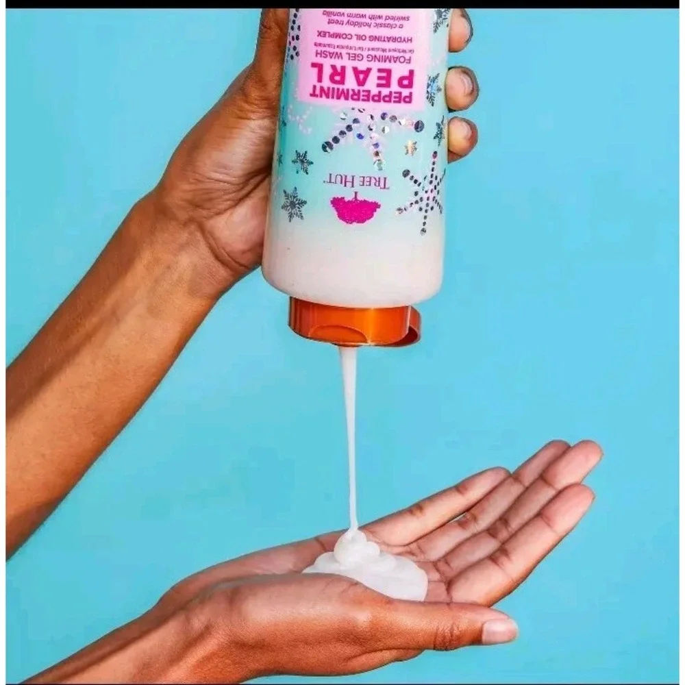 Tree Hut‎ Peppermint Pearl Foaming Gel Wash | Cleanse & Soothe Skin 18oz Vanilla